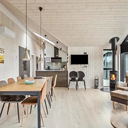 Lovely In Idestrup With Sauna Vakantiehuis Bøtø By